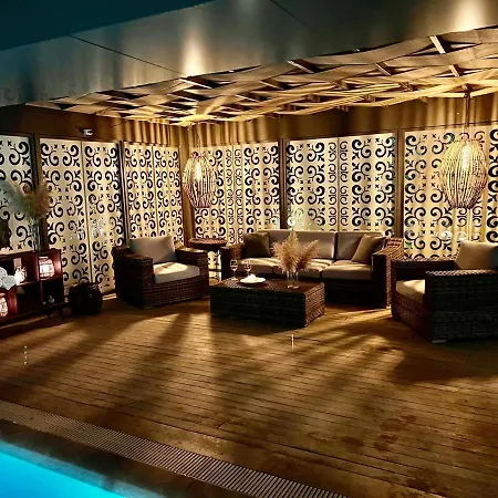 Golf And Country Club Regnum Villa