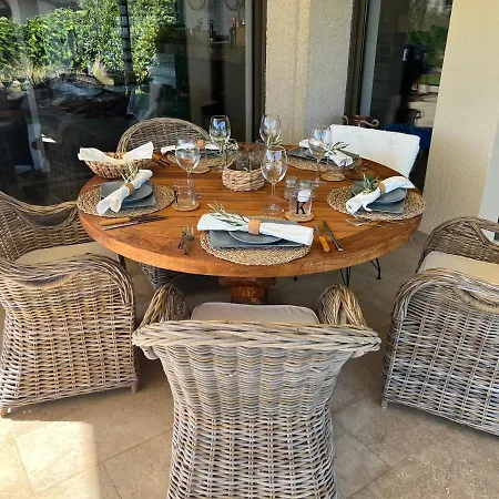 Villa Golf And Country Club Regnum